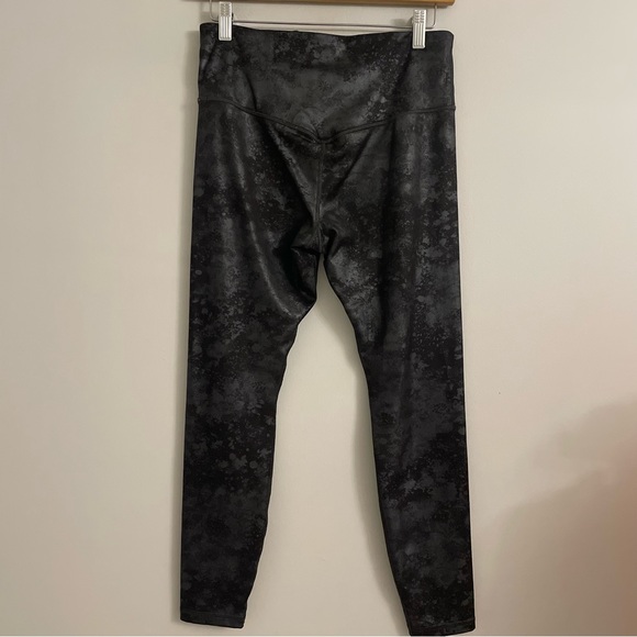 Athleta Elation Misty Lace Grey Black Metallic Tight Leggings - Picture 4 of 5